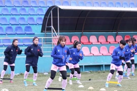 U20 Nữ Việt Nam tích cực tập luyện chuẩn bị cho trận ra quân giải U20 Nữ châu Á 2024. (Nguồn: VFF)