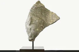 Mảnh vỡ của bức tượng Vua Ramses II. (Nguồn: Egypt Today)