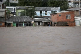 Ngập lụt tại bang Rio Grande do Sul state, Brazil ngày 13/5/2024. (Ảnh: AFP/TTXVN)