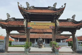 Chùa Lam Sơn, tại xã Quỳnh Yên, huyện Quỳnh Lưu, tỉnh Nghệ An được xem ngôi chùa làm bằng gỗ lớn nhất xứ Nghệ. (Ảnh: Vietnam+)