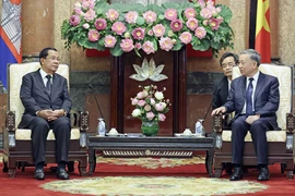 Chủ tịch nước Tô Lâm tiếp Chủ tịch Đảng Nhân dân Campuchia, Chủ tịch Thượng viện Vương quốc Campuchia Samdech Hun Sen. (Ảnh: Nhan Sáng/TTXVN)