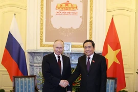 Chủ tịch Quốc hội Trần Thanh Mẫn hội kiến Tổng thống LB Nga Vladimir Putin. (Ảnh: Thống Nhất/TTXVN)