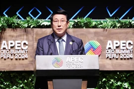 Chủ tịch nước Lương Cường phát biểu tại Hội nghị Thượng đỉnh Doanh nghiệp APEC-CEO Summit. (Ảnh: Lâm Khánh/TTXVN)