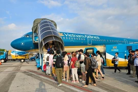 Vietnam Airlines Group mở bán 1,5 triệu vé bay dịp Tết Nguyên đán 2025