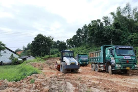 Cao tốc Đồng Đăng-Trà Lĩnh vẫn vướng nhiều vị trí mặt bằng mặt bằng thi công. (Ảnh: Việt Hùng/Vietnam+)