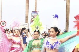 Rực rỡ sắc màu tại Lễ hội đường phố Đồng Hới năm 2024