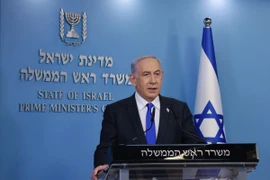 Thủ tướng Israel Benjamin Netanyahu phát biểu họp báo tại Jerusalem. (Ảnh: THX/TTXVN)