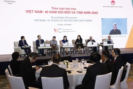 Quang cảnh hội thảo Việt Nam: 40 năm Đổi mới và tầm nhìn 2045. (Ảnh: Văn Điệp/TTXVN)