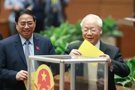 Tổng Bí thư Nguyễn Phú Trọng bỏ phiếu kiện toàn nhân sự Kỳ họp bất thường lần thứ 4, Quốc hội Khóa XV (Hà Nội, 2/3/2023). (Ảnh: TTXVN)