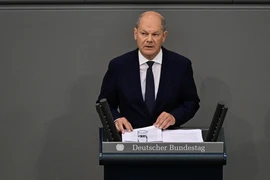 Thủ tướng Olaf Scholz kêu gọi hỗ trợ nhiều hơn cho Đông Đức