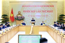 Thủ tướng chủ trì Phiên họp lần thứ nhất của Ban Chỉ đạo quốc gia về phát triển ngành công nghiệp bán dẫn. (Ảnh: Dương Giang/TTXVN)