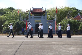 Quân và dân huyện đảo Trường Sa nâng cao năng lực bảo vệ chủ quyền của Tổ quốc. (Ảnh: Vietnam+)
