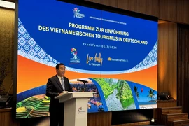Cục trưởng Cục Du lịch Việt Nam Nguyễn Trùng Khánh phát biểu khai mạc chương trình xúc tiến du lịch Việt Nam tại CHLB Đức. (Ảnh: Thu Hằng/TTXVN)