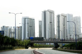 Các tòa chung cư tại thành phố Thủ Đức, Thành phố Hồ Chí Minh. (Ảnh: Hồng Đạt/TTXVN)