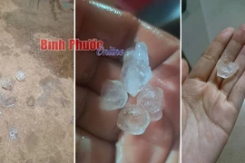 Một số hình ảnh người dân cung cấp về mưa đá và đăng tải trên mạng xã hội. (Nguồn: Báo Bình Phước)
