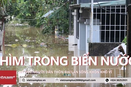 Hà Nội: Người dân thôn Đại Lan khốn khổ vì nhà cửa chìm trong biển nước