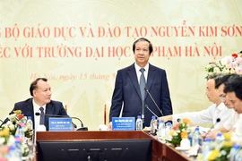 Bộ trưởng Nguyễn Kim Sơn phát biểu tại buổi làm việc với Trường Đại học Sư phạm Hà Nội. (Ảnh: Bộ GD-ĐT)