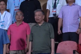 Chủ tịch nước Tô Lâm dự khán trận CAHN-Thể Công Viettel
