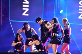 Đêm nhạc Sắc màu Bình Định cháy với sao K-Pop Taemin, các ca khúc bất hủ