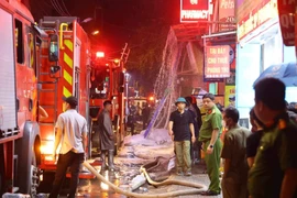Hiện trường vụ cháy ở Định Công Hạ khiến 4 người tử vong