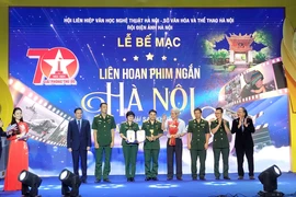 Liên hoan phim ngắn HN: Phim về hòa bình trong mắt cựu phi công giành giải Nhất