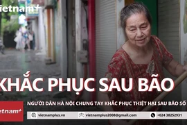 Hà Nội: Người dân đổ ra đường cùng chung tay khắc phục hậu quả bão số 3