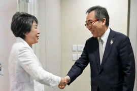 Ngoại trưởng Nhật Bản Yoko Kamikawa (trái) và Ngoại trưởng Hàn Quốc Cho Tae-yul. (Nguồn: Kyodo)