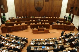 Toàn cảnh một phiên họp Quốc hội của Slovakia ở thủ đô Bratislava. (Ảnh: AFP/TTXVN)