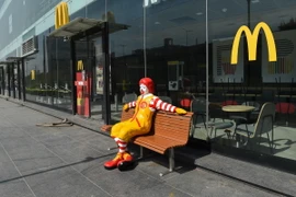 Một cửa hàng McDonald's tại Ahmedabad, Ấn Độ. (Ảnh: AFP/TTXVN)