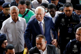 Cựu Thủ tướng Malaysia Najib Razak tới tòa án ở Kuala Lumpur, Malaysia, ngày 2/4/2024. (Ảnh: ANI/TTXVN)