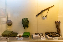 Trong những ngày cả nước kỷ niệm 70 năm chiến thắng Điện Biên Phủ, Bảo tàng Chiến thắng lịch sử Điện Biên Phủ là địa chỉ đỏ, được nhiều du khách ghé thăm. (Ảnh: Minh Sơn/Vietnam+)