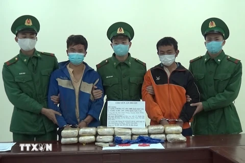 Điện Biên: Bắt giữ 2 người nước ngoài mua bán, vận chuyển ma túy