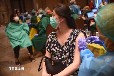 Indonesia công bố kế hoạch mua 426 triệu liều vaccine ngừa COVID-19