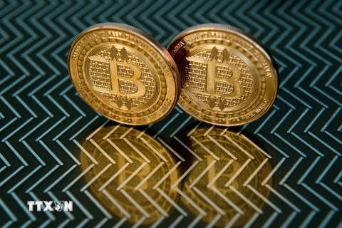 Bitcoin lần đầu dưới ngưỡng 50.000 USD, tiền điện tử đồng loạt lao dốc