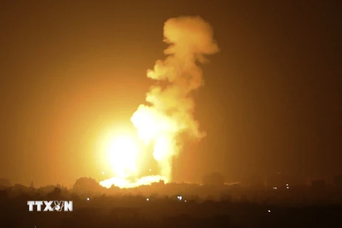 Quân đội Israel không kích các cơ sở của Hamas ở Dải Gaza 