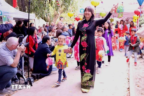 Sôi nổi Ngày hội gia đình của cộng đồng người Việt Nam tại Bỉ