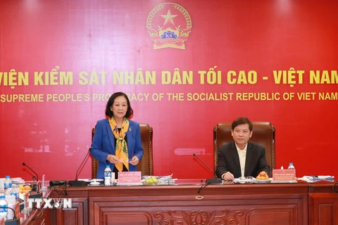 Bà Trương Thị Mai, Ủy viên Bộ Chính trị, Bí thư Trung ương Đảng, Trưởng Ban Tổ chức Trung ương, Trưởng đoàn công tác phát biểu chỉ đạo buổi làm việc. (Ảnh: Phương Hoa/TTXVN)