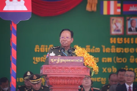 Phó Thủ tướng Campuchia Samdech Pichey Sena Tea Banh phát biểu tại lễ kỷ niệm. (Ảnh: Vũ Hùng/TTXVN)