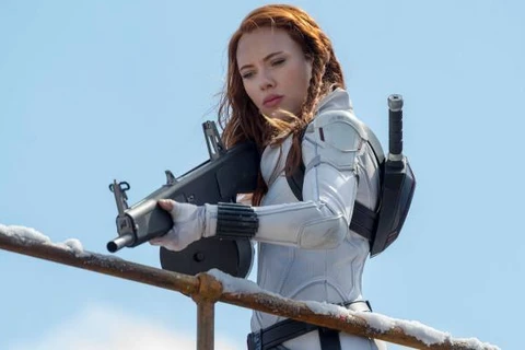Minh tinh Scarlett Johansson kiện hãng Disney vi phạm hợp đồng 