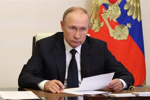 Tổng thống Nga ký sắc lệnh tăng quy mô lực lượng vũ trang