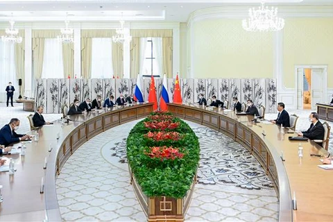 Lãnh đạo các nước thành viên SCO ký tuyên bố Samarkand