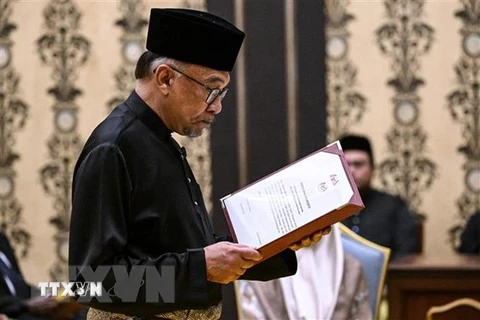 Tân Thủ tướng Malaysia Anwar Ibrahim tại lễ tuyên thệ nhậm chức ở Kuala Lumpur, Malaysia, ngày 24/11/2022. (Ảnh: AFP/TTXVN) 
