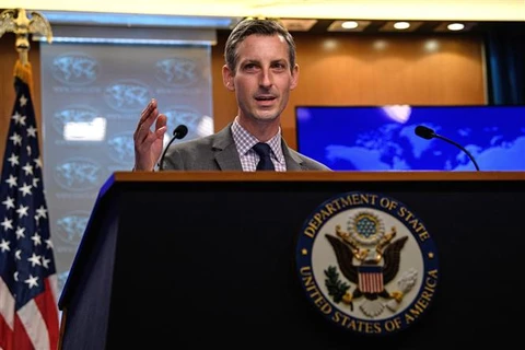 Người phát ngôn Bộ Ngoại giao Mỹ Ned Price tại một cuộc họp báo ở Washington, D.C. (Ảnh: AFP/TTXVN)