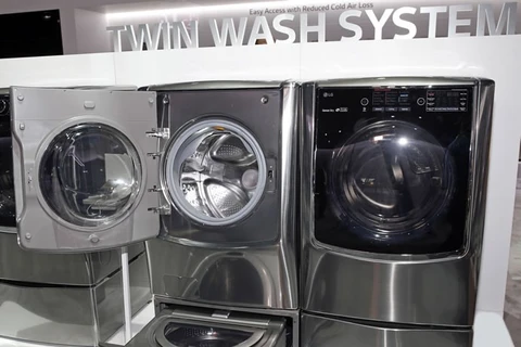 Độc đáo máy giặt-sấy khô hai cửa thông minh mới của LG 