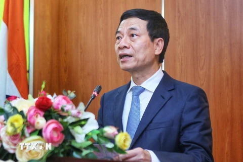 Bộ trưởng Thông tin và Truyền thông, Phó Chủ tịch Trung ương Hội hữu nghị Việt Nam-Lào Nguyễn Mạnh Hùng. (Nguồn: TTXVN)