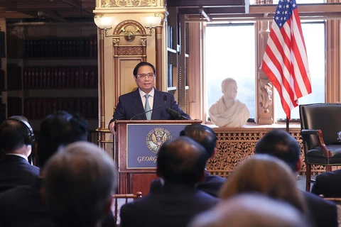 Thủ tướng Phạm Minh Chính phát biểu tại Đại học Georgetown. (Ảnh: Dương Giang/TTXVN)