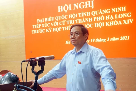 Đồng chí Phạm Minh Chính, Ủy viên Bộ Chính trị, Trưởng ban Tổ chức Trung ương phát biểu tại buổi tiếp xúc. (Ảnh: TTXVN)
