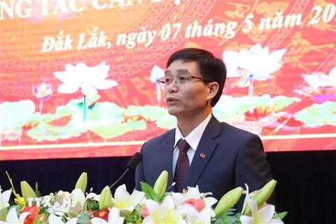 Đồng chí Nguyễn Đình Trung, Ủy viên Trung ương Đảng, Bí thư Tỉnh ủy Đắk Lắk phát biểu nhận nhiệm vụ. (Ảnh: Tuấn Anh/TTXVN)