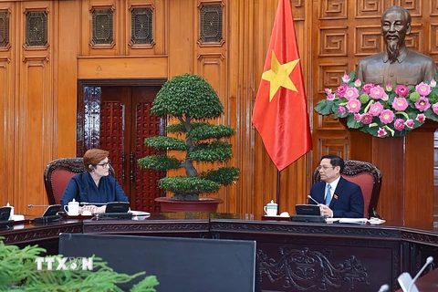 Thủ tướng Phạm Minh Chính tiếp bà Marise Payne, Bộ trưởng Ngoại giao Australia. (Ảnh: TTXVN)