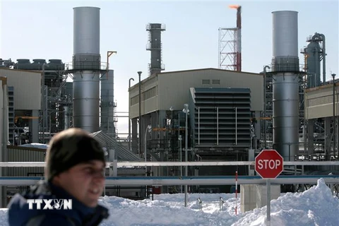 Nhà máy khí đốt tự nhiên hóa lỏng ở gần Korsakov trên đảo Sakhalin (Nga). (Ảnh: AFP/TTXVN)